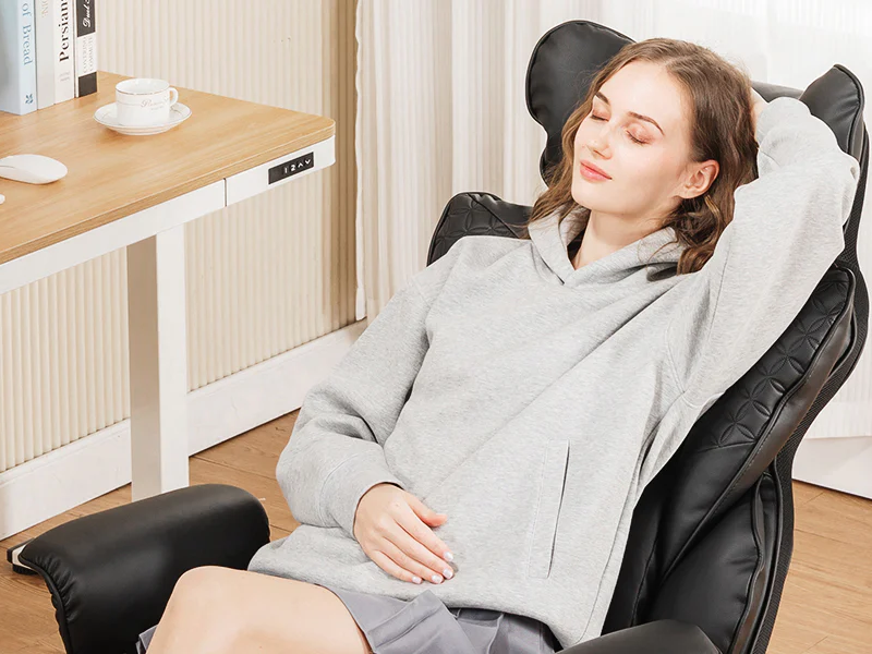 Here is our list of the 10 best office chairs for back pain! We’ll also explain how to set up an ergonomic chair properly and provide tips to relieve soreness.