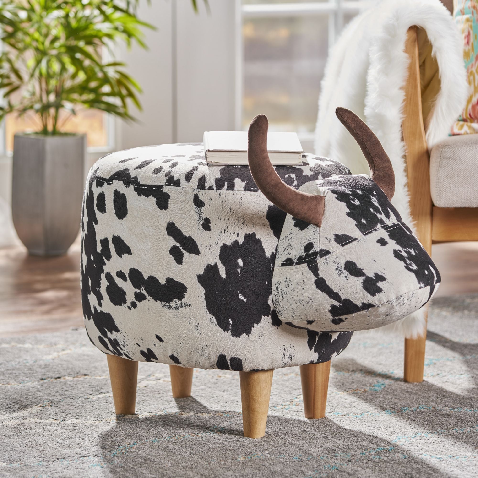 Black and White Cow-Shaped Ottoman, Modern Velvet Upholstered Ottoman, Modern Accent Stool Home Decor, Suitable for Living Room, Bedroom, Porch, Garden, Backyard, Balcony
