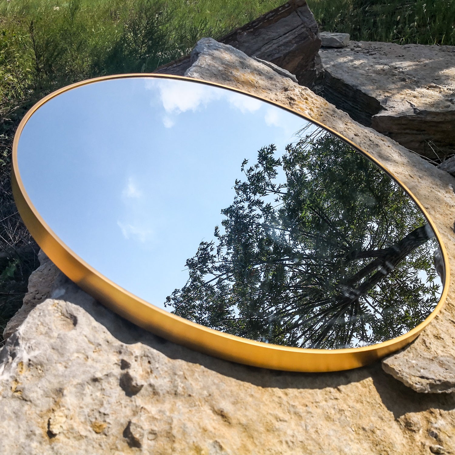 32" Wall Circle Mirror Golden