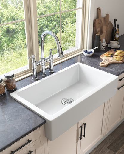 30"L x 19" W Farmhouse/Apron Front White Ceramic Kitchen Sink